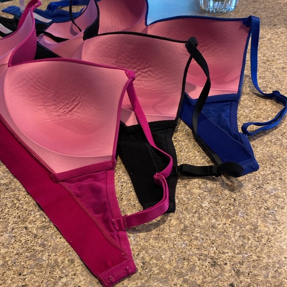🔥Flash Sale🔥 3 Pink Victoria’s Secret Bras 36D Pink Blue and Black - Picture 9 of 17